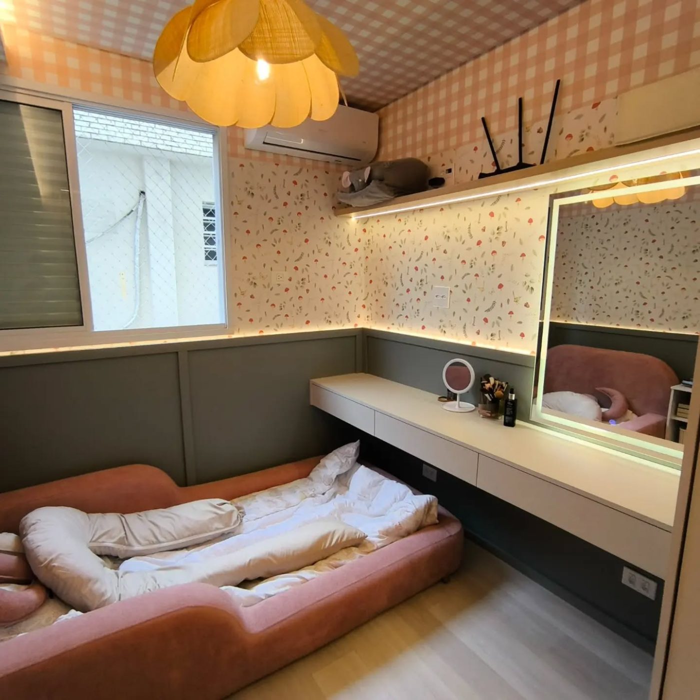 Quarto de menina que cresce junto com ela